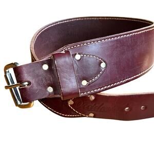 Occidental Leather tool belt or accessory made of heavy-duty leather EUC 38-40
